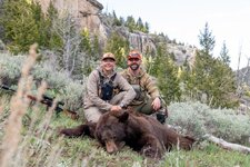 Jordan-Budd-and-Jaden-Bales-Bear-Hunt-Web-1000x668.jpg Jordan-Budd-and-Jaden-Bales-Bear-Hunt-Web-1000x668.jpg