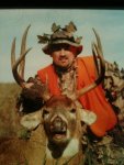 Dan's 2001 IL buck.jpg