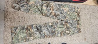 kc1 pant laid out.jpg