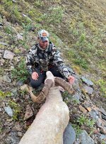 Hands on.JPG Hands on.JPG