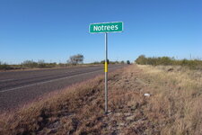 Notrees_Texas_Road_Sign_2009.jpeg