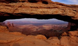 mesa arch eveng.jpg