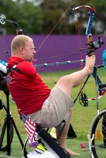 Matt_Stutzman_2012.jpg