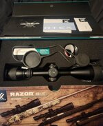 razor box.jpg